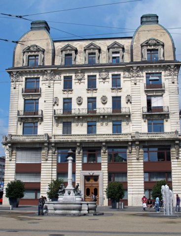 05-23-Biel-3-0057-Zentralplatz