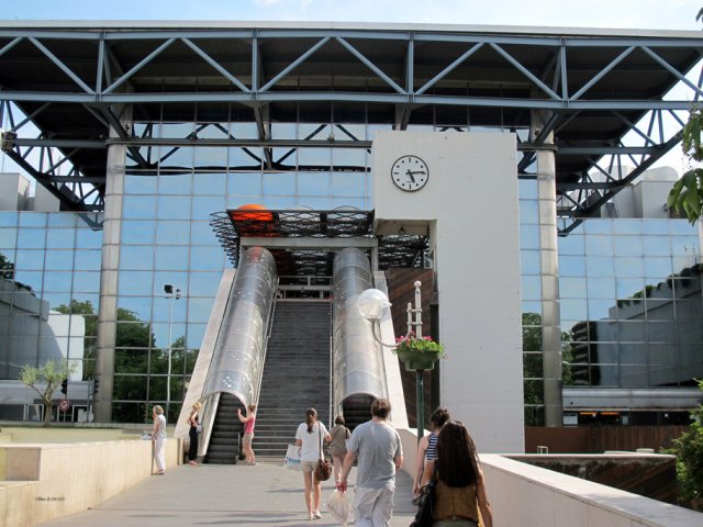 06-02-Lyon-13-0164-Bahnof-Perrache
