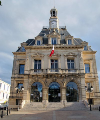 06-13-Frontignan-24-0163-Frontignan-Rathaus