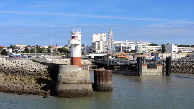 07-03-Marennes-44-0032-Royan-Faehre