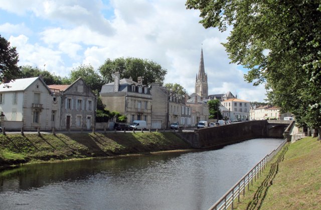 07-09-Fontenay-50-0117-Fontenay-Fluss-LaVendee
