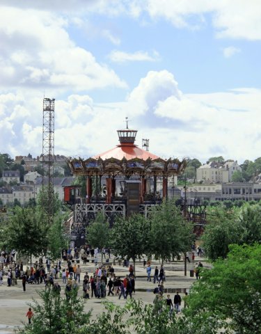 07-14-Nantes-55-Nantes-0282-Maschine-de-Iles-Carrousel-des-Mondes-Marins