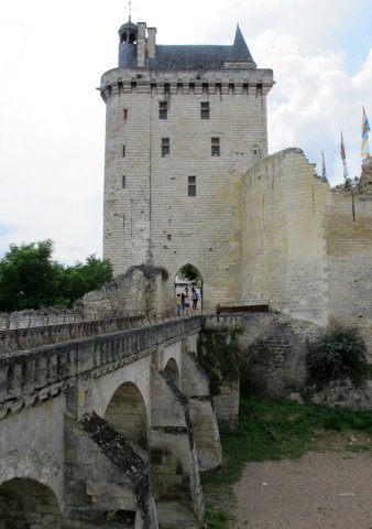 07-19-Chinon-60-0248-Chinon-Chateau