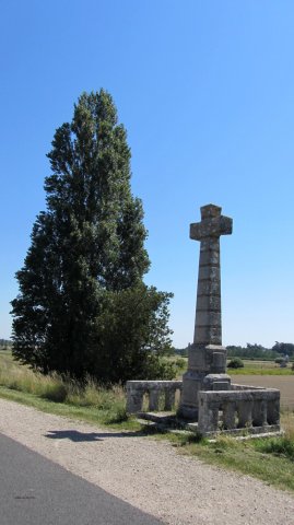 07-25-Orleans-66-0085-St-Pryve-St-Mesmin