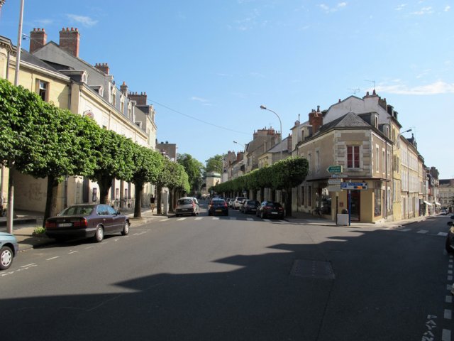 08-01-Nevers-73-0010-Nevers-Rue-Tain